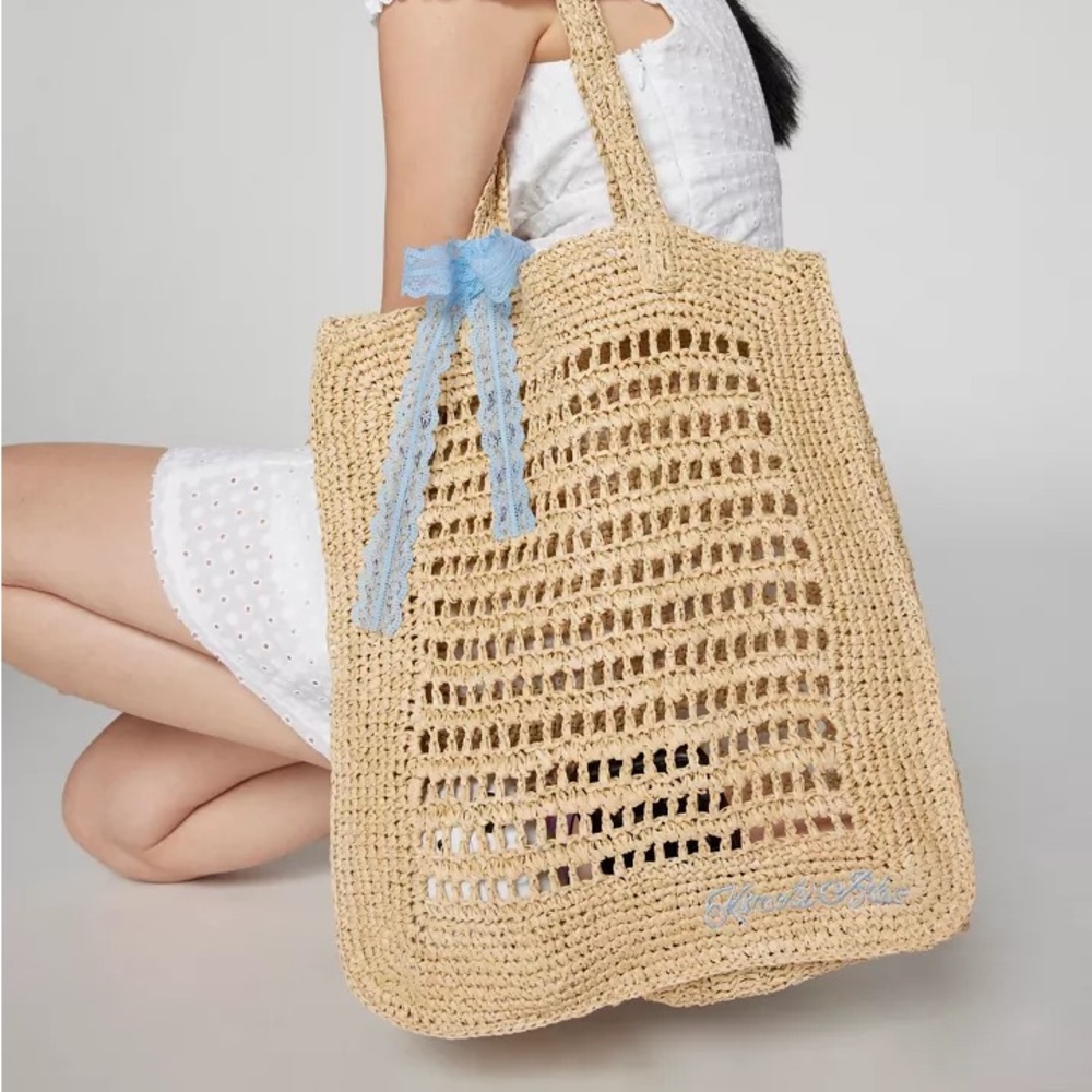Kimchi Blue Woven Raffia Tote